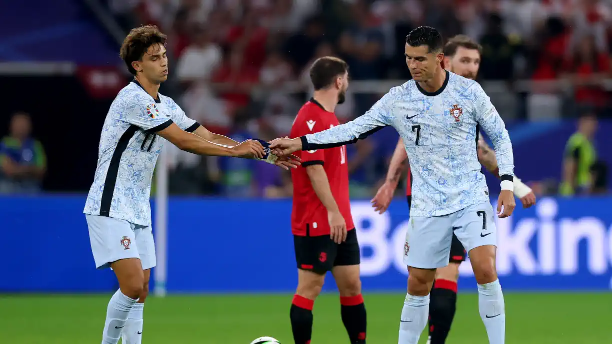 Cristiano Ronaldo teve papel fundamental na traição de João Félix ao Benfica (Vídeo)