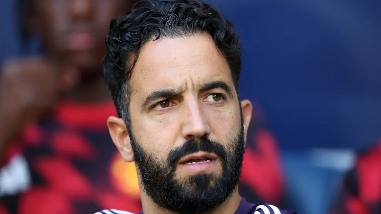 Atleta dispensado por Ruben Amorim vale 45M e 'oferece' milhões ao Sporting